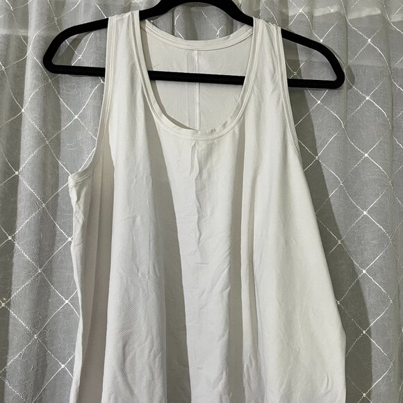 white lululemon tank top size 10 - Picture 1 of 4